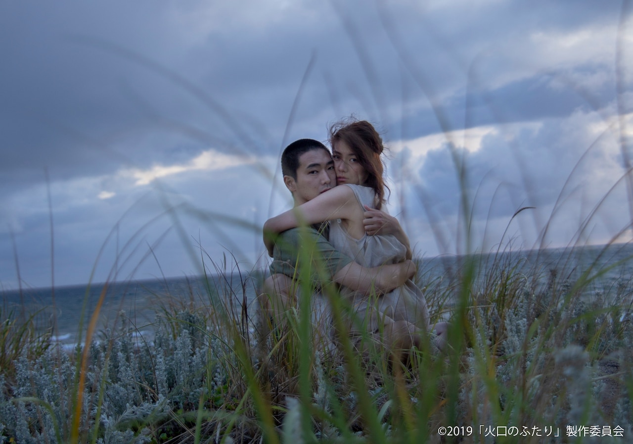 柄本佑と瀧内公美が欲望のままに求め合う、「火口のふたり」WOWOWでテレビ初放送