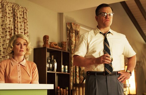 「サバービコン 仮面を被った街」 (c) 2017 Paramount Pictures. All rights reserved.