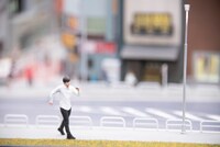 「小世界家の秘密」より、小世界ヨシヒコ。