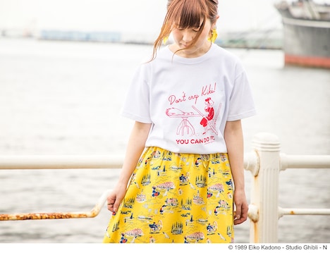 GBLより発売されるTシャツの着用イメージ。