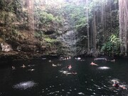 「セノーテ」 (c)Oda Kaori