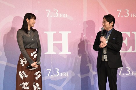 自粛期間中に取り組んだことを語り合う長澤まさみと阿部サダヲ。