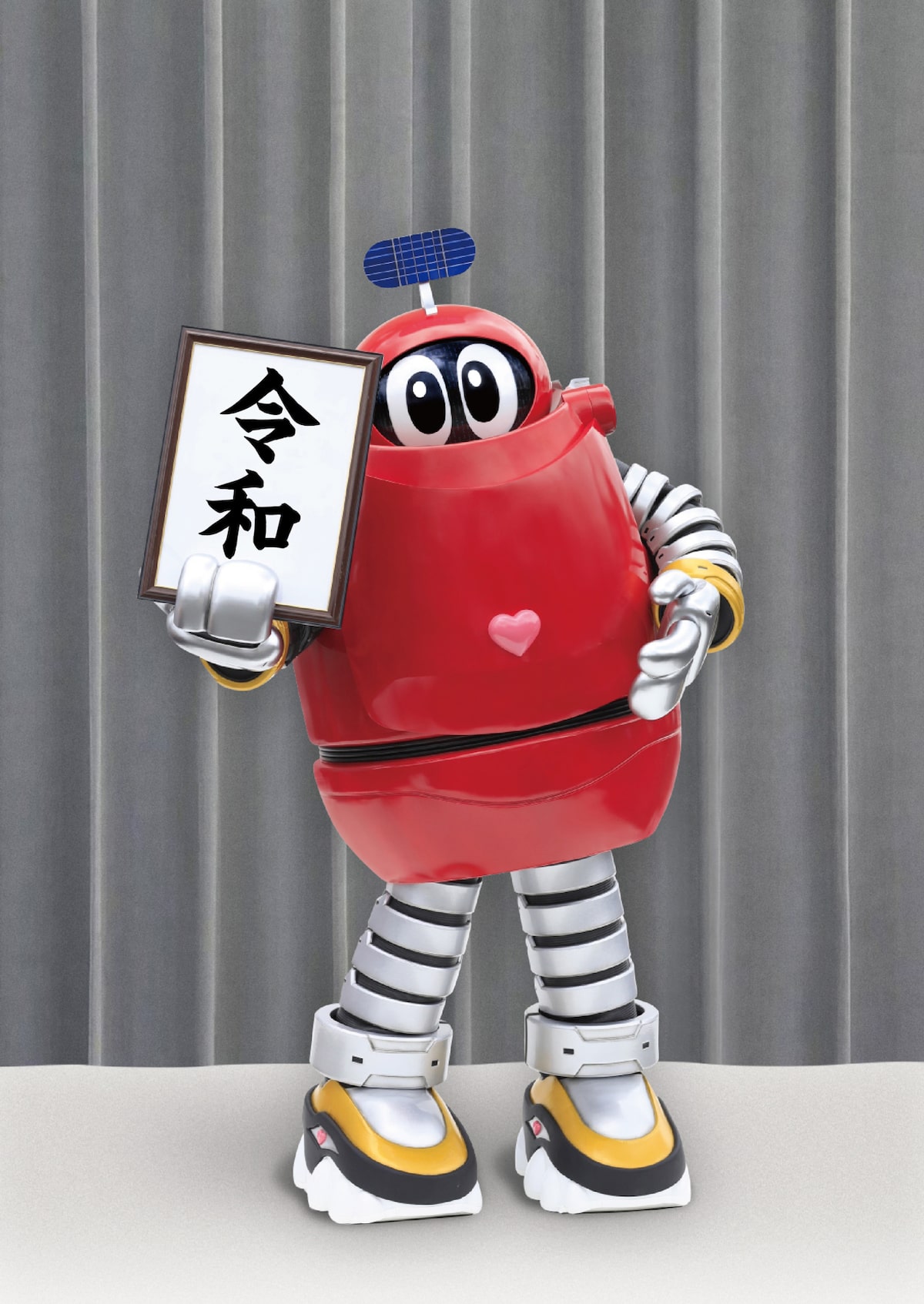 ロボコンのキャラクタービジュアル。 - 美少女ロボット・ロビンが 