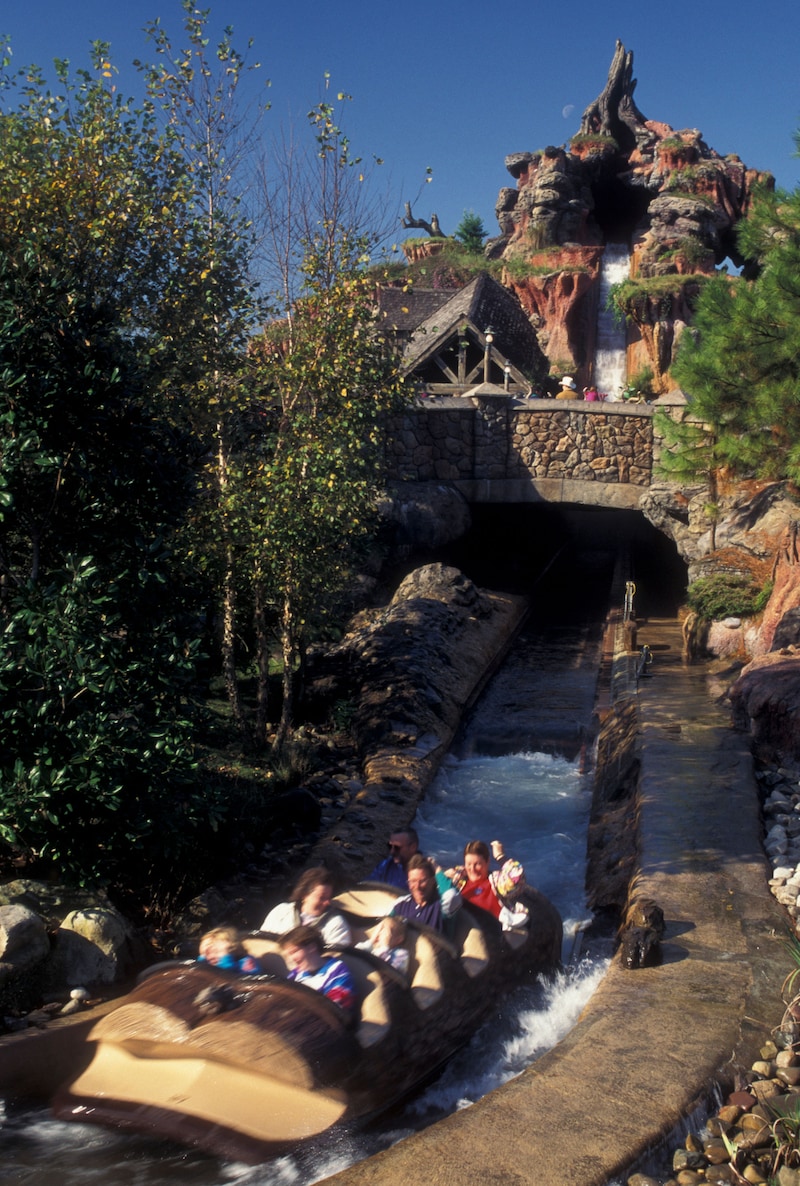 米ウォルト・ディズニー・ワールド・リゾートのスプラッシュマウンテン。(写真提供:Andre Jenny Stock Connection / Newscom / ゼータ イメージ)