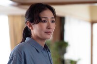 「13（サーティーン）」より、板谷由夏演じる相川麻美。