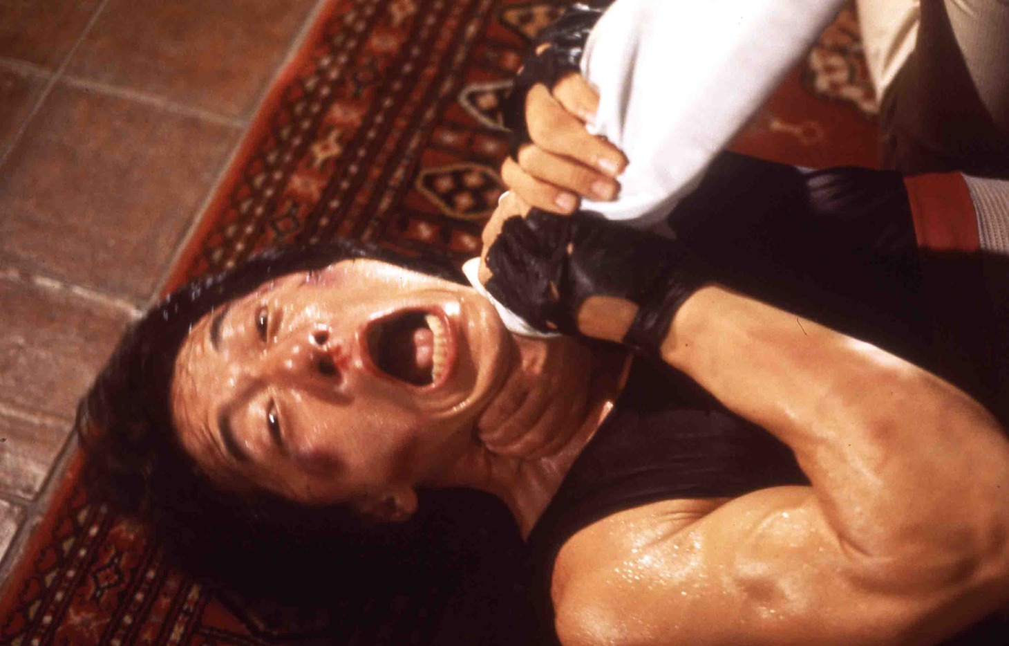 「スパルタンX」