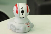 吉岡里帆が声を当てる人工知能・ユリ。