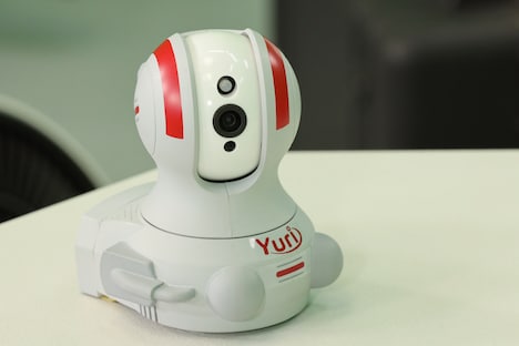 吉岡里帆が声を当てる人工知能・ユリ。