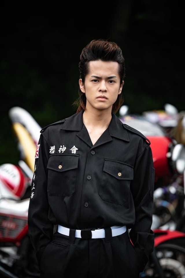 奥野壮演じる吉田正樹。