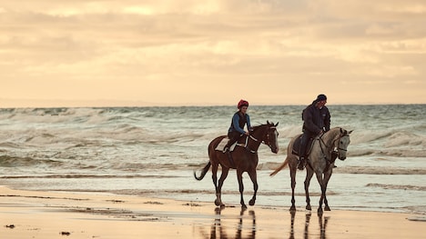 「ライド・ライク・ア・ガール」オフショット