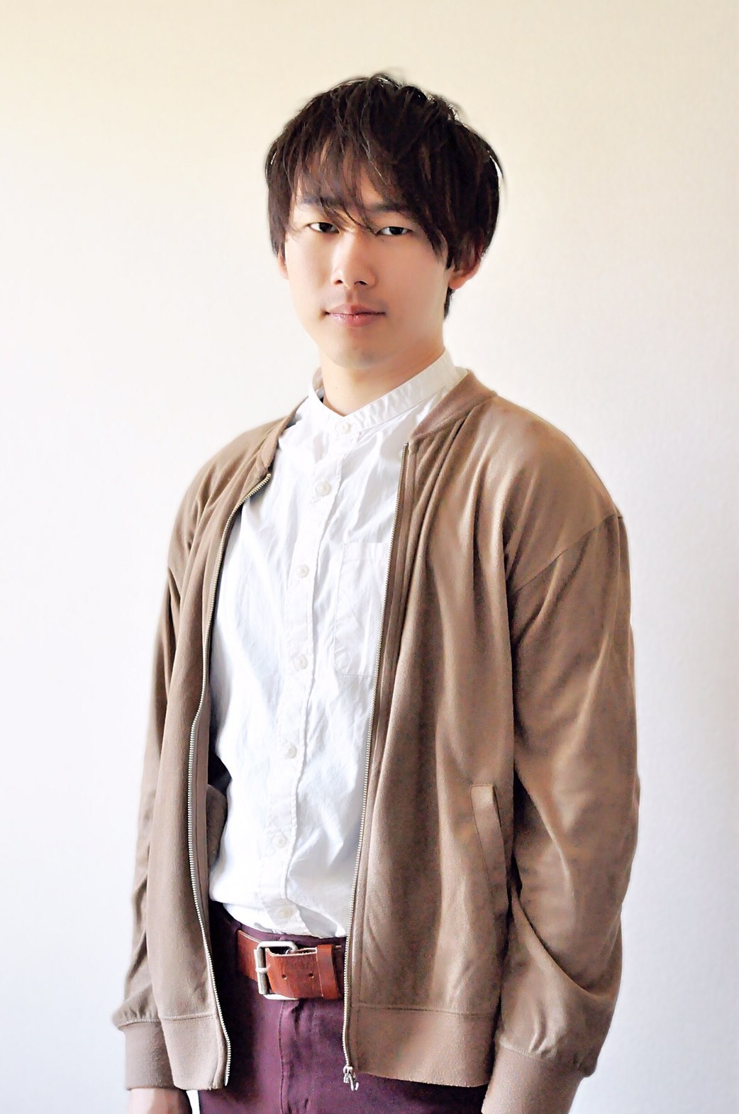 平川新士
