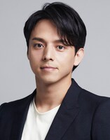 満島真之介