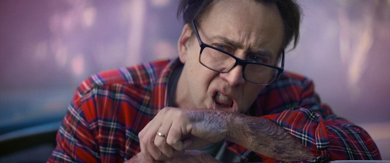 小島秀夫、園子温も驚嘆！ニコラス・ケイジが狂気の目浮かべる主演作の新写真