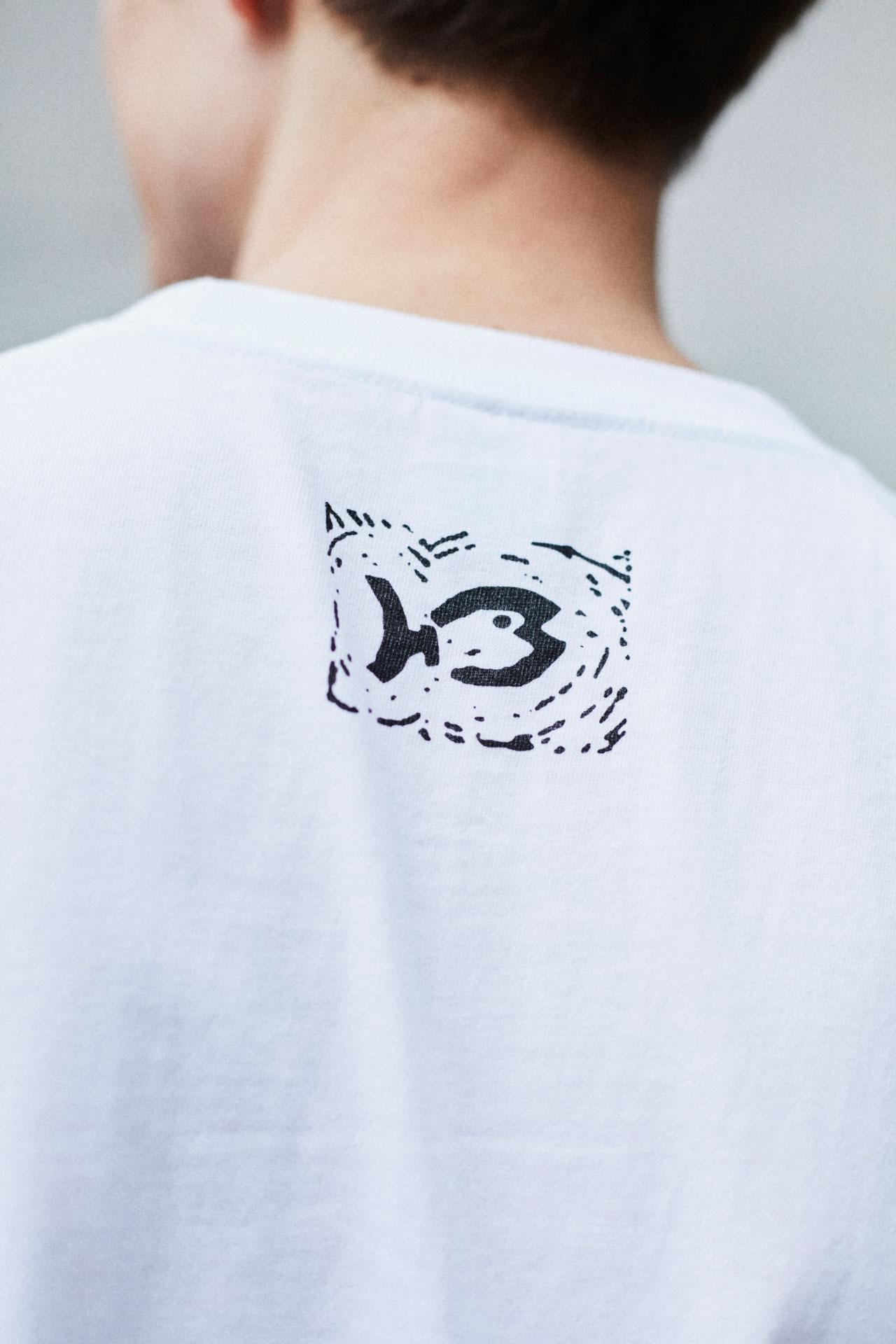 オリジナルチャリティTシャツ背面