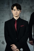 瀬戸康史