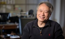 「ようこそ映画音響の世界へ」新場面写真より、アン・リー。