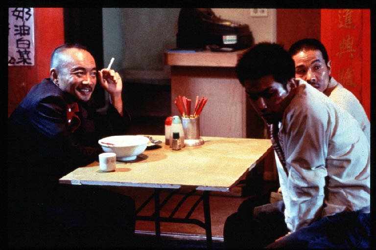「日本黒社会 LEY LINES」(c)KADOKAWA1999
