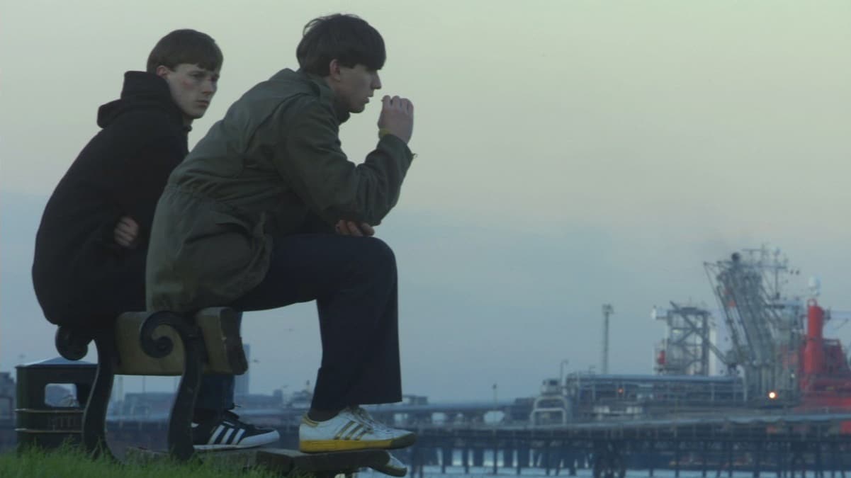 英国フットボール発祥文化カジュアルズの黎明期描く「アウェイデイズ」10月公開