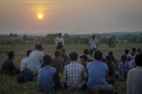 「ボヤンシー 眼差しの向こうに」