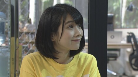 「ん」より、松本穂香演じる“ん子”。