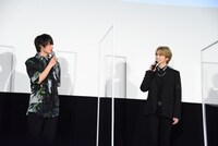 左から神尾楓珠、吉野北人。