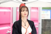 「MIU404」第7話より、りょう演じるジュリ。