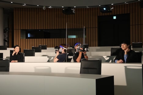 「青くて痛くて脆い」10分間のオンラインプレミア試写会の様子。