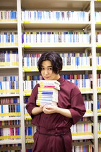 CREA9・10月合併号より、千葉雄大。（撮影：桑島智輝）