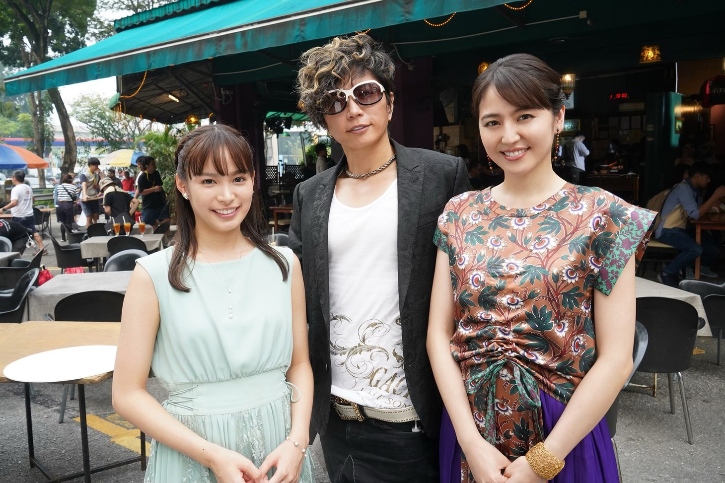 左より関水渚、GACKT、長澤まさみ。