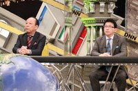 左より出口保行、齋藤孝。