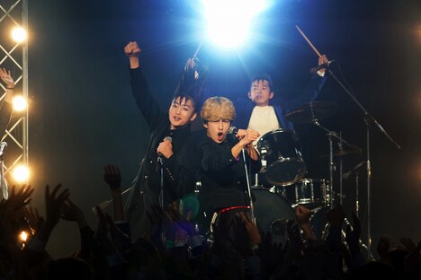 「ツッパリHigh School Rock'n Roll(登校編)」特別映像より。