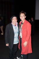 「花筐／HANAGATAMI」初号試写会にて。左から大林宣彦、満島真之介。