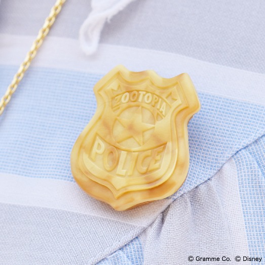 警官バッジ クッキーブローチ（税込7150円）