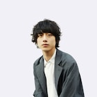 坂口健太郎が「35歳の少女」出演、柴咲コウ演じる“心は10歳”の少女の初恋相手に