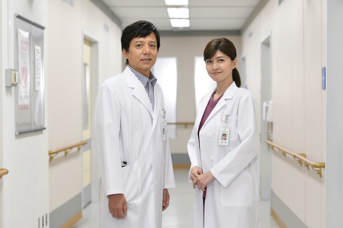 勝村政信 ドクターy ドラマスペシャルが秋放送 内田有紀が初登場 コメントあり 映画ナタリー