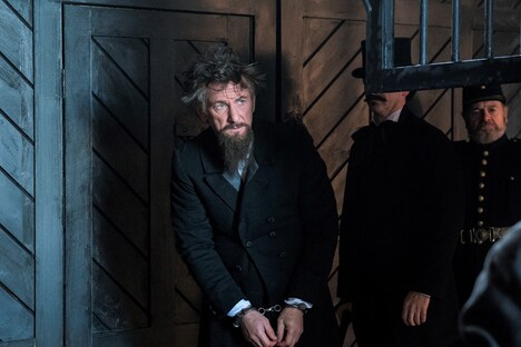 「博士と狂人」