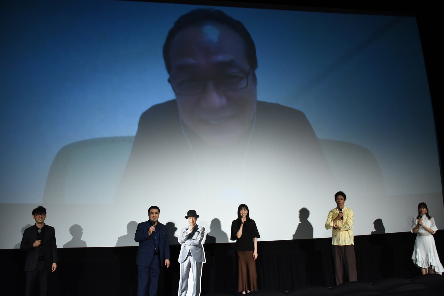 「コンフィデンスマンJP プリンセス編」大ヒット御礼舞台挨拶の様子。