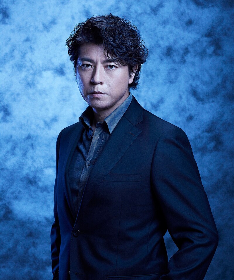 志賀倫成役の上川隆也。