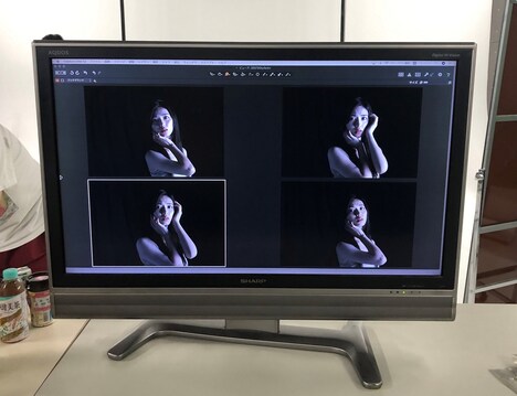 「恐怖新聞」ポスター撮影時のメイキング写真。