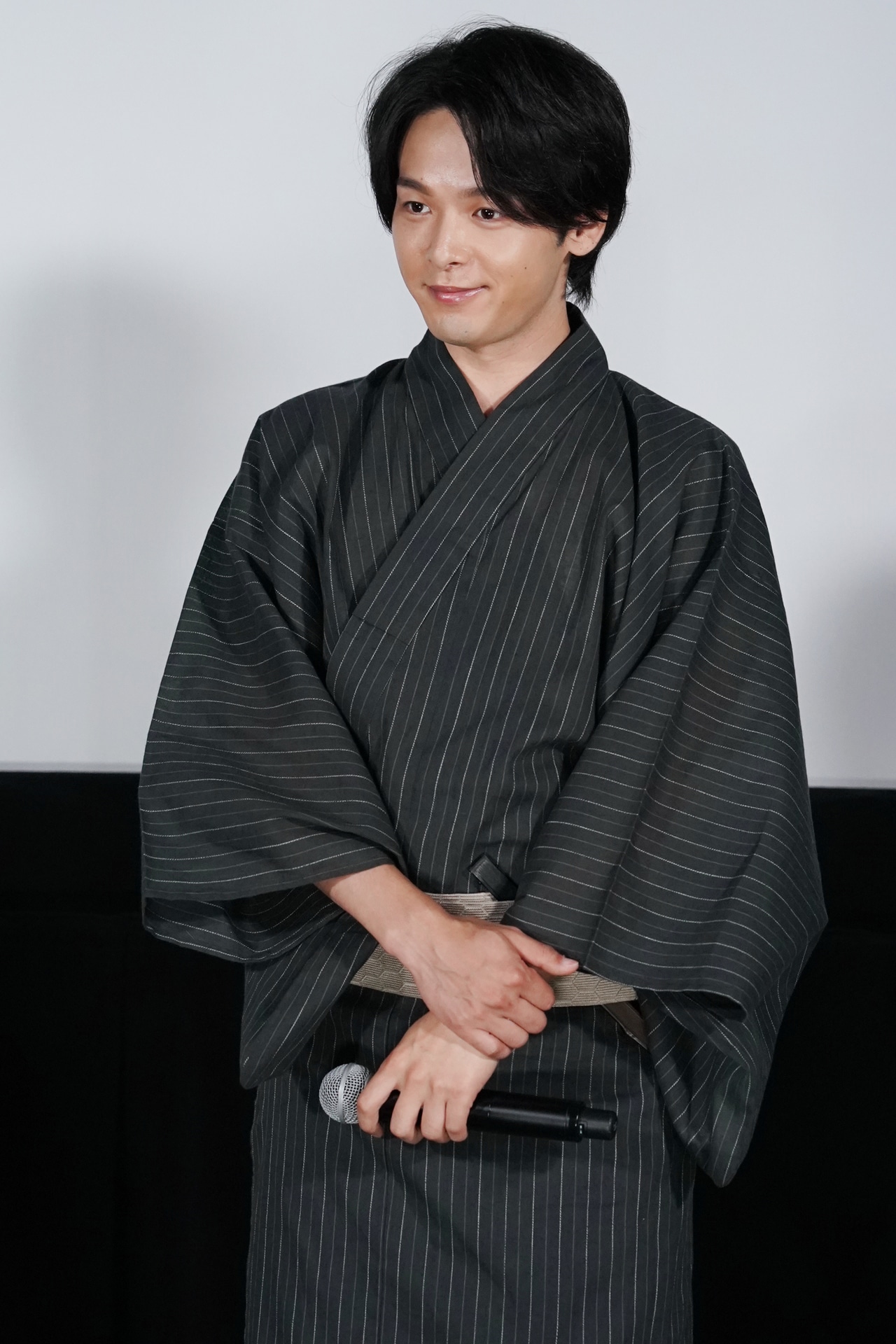 中村倫也