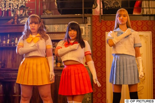 「揉めよドラゴン 爆乳乱れ咲き」公開、監督はケータイ刑事シリーズの佐々木浩久