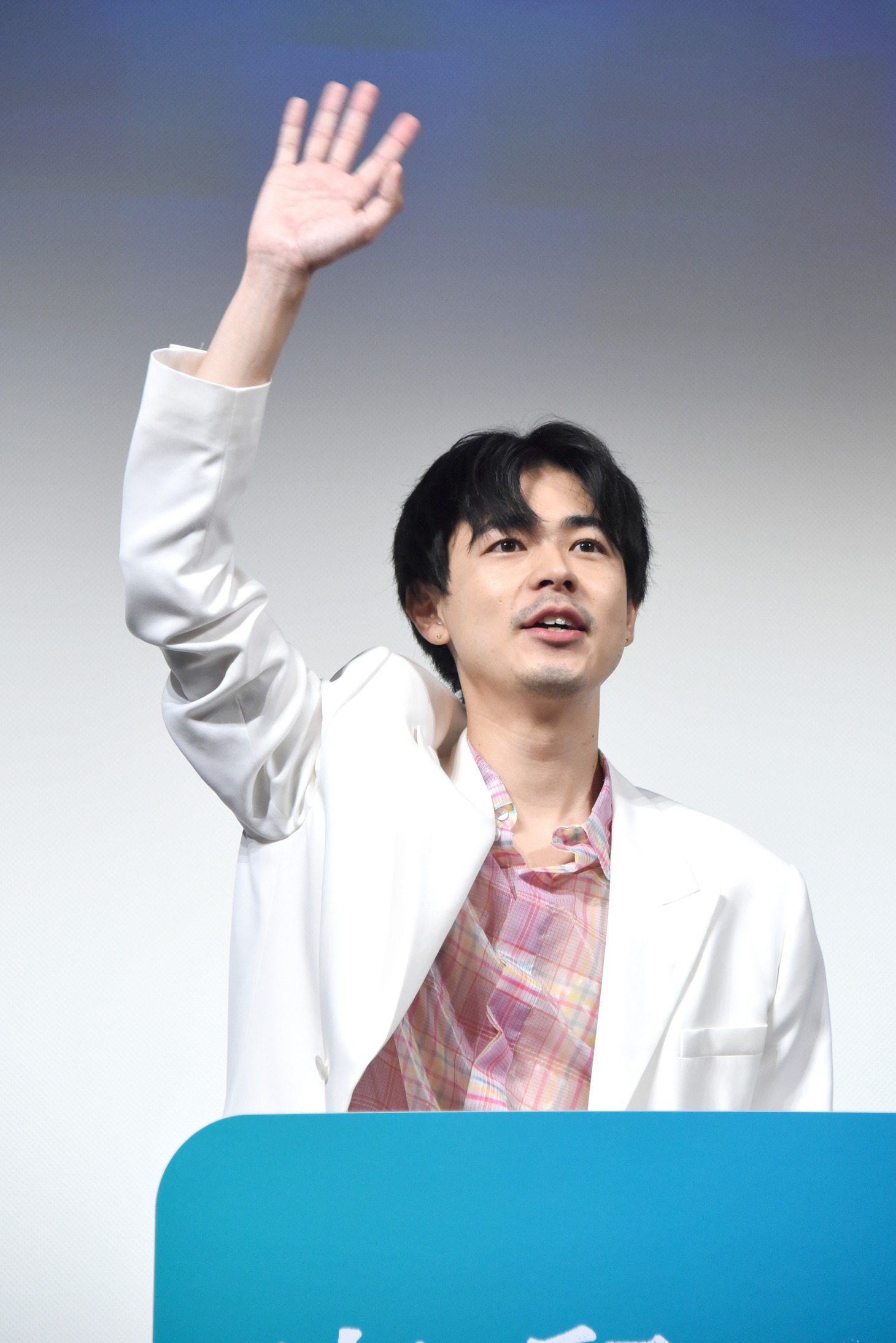 成田凌