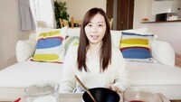 「福原遥とふくはらはるか」の動画より。