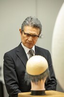 毅演じるマスタケシ。