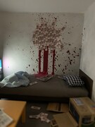 「事故物件 恐い間取り」をモチーフにしたジオラマアート。(ミニチュア制作:株式会社MOZU STUDIOS)