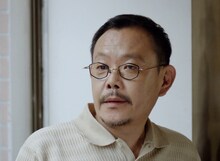 近藤芳正演じる板垣浩介。