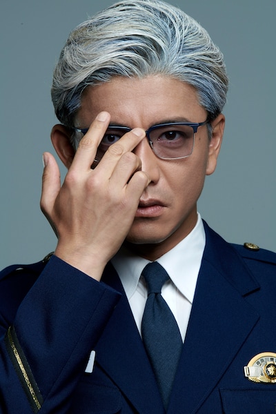 木村拓哉演じる風間公親。