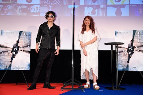 左からGACKT、LiLiCo。