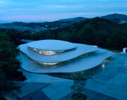 「建築と時間と妹島和世」