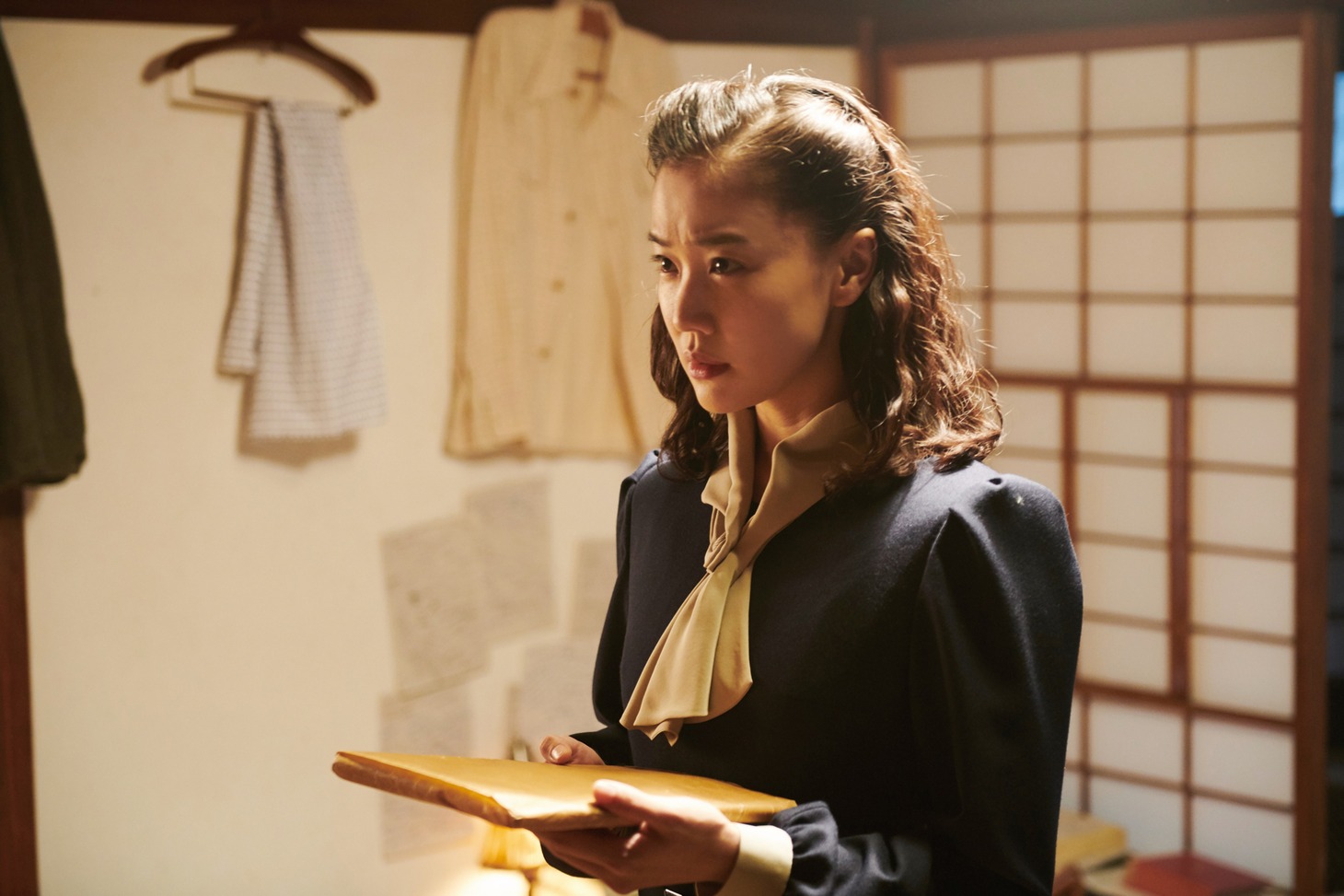 「スパイの妻」